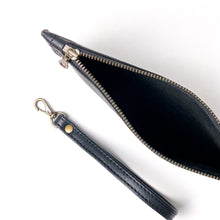 Load image into Gallery viewer, Braided Leather Wristlet Zipper Clutch