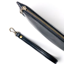 Load image into Gallery viewer, Braided Leather Wristlet Zipper Clutch
